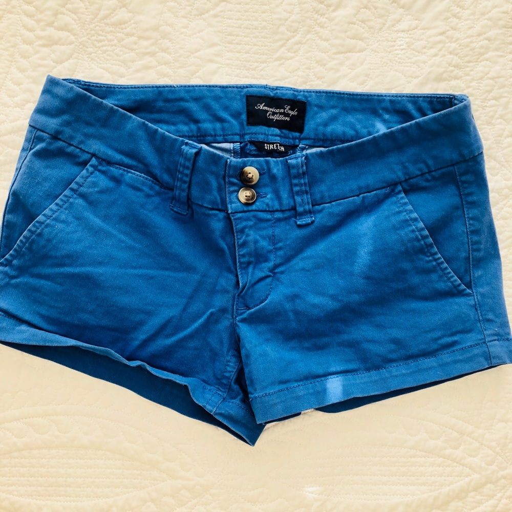 AE blue stretch shorts
